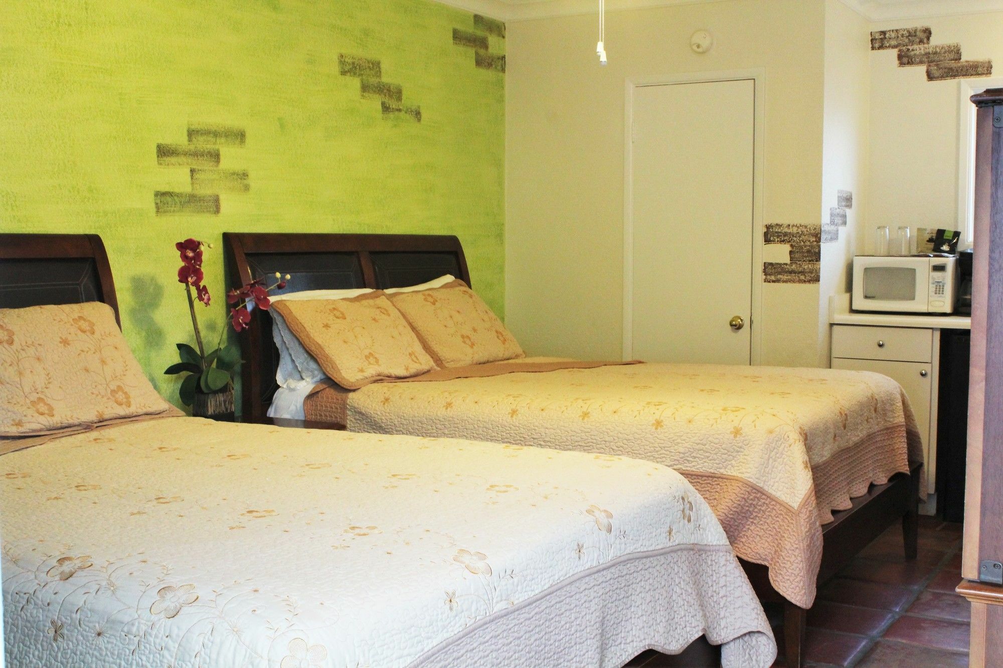 Castle Hotel