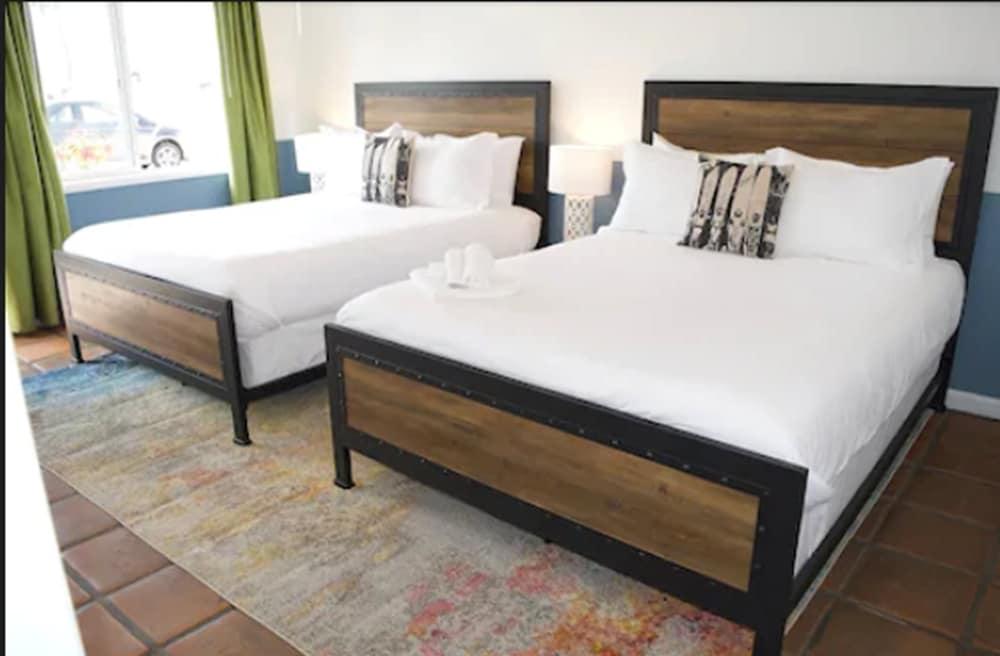 Castle 3* Imperial Beach